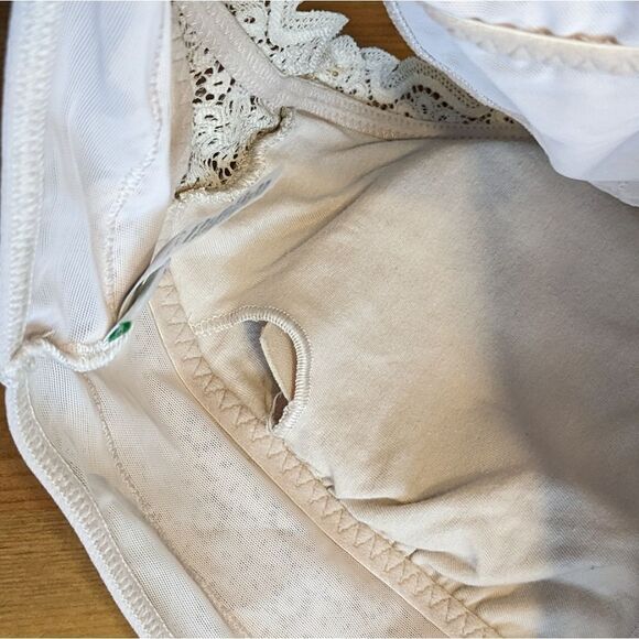 AERIE Lace floral wireless bralette size Medium NEW B020 - Picture 3 of 8